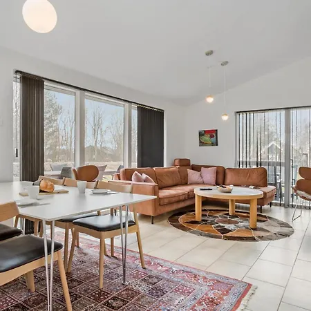 Gorgeous In With Wifi Semesterbostad